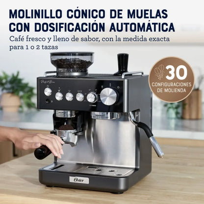 Cafetera Espresso Oster Perfect Brew BVSTEM7301 con Molino Integrado y 30 Niveles de Molienda