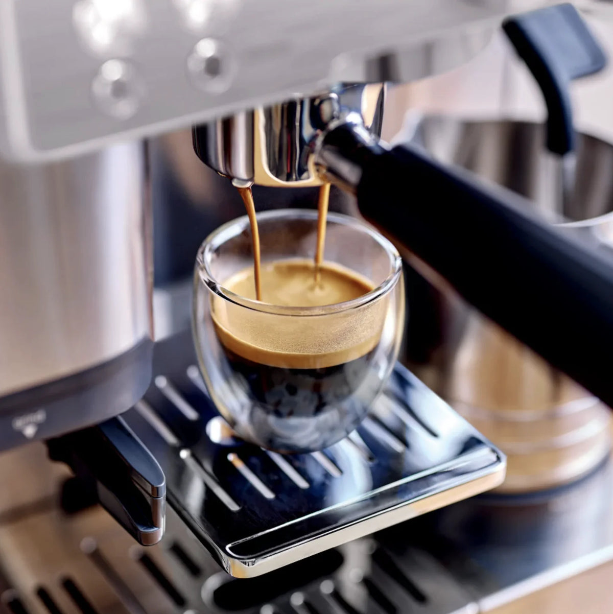 Cafetera Ninja Espresso Luxe Café ES601 3 en 1| Molinillo Integrado, Cold Brew y Espumador Automático
